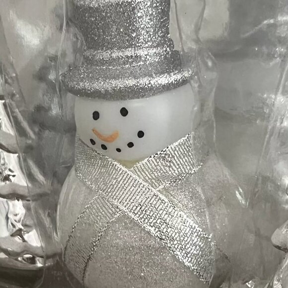 12 Silver Shatterproof Christmas Tree Trimming Ornaments Assortment - Picture 6 of 8